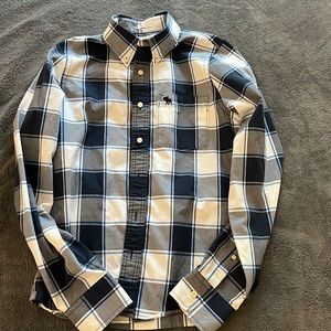 Abercrombie NWOT Navy Blue Check Plaid Button Down